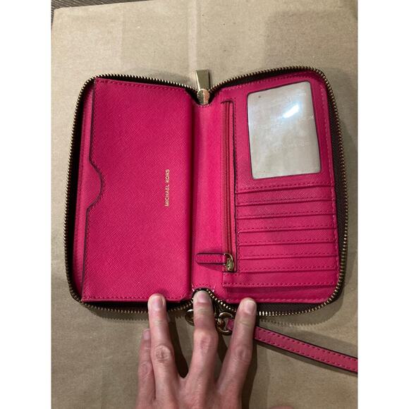 MICHAEL KORS LARGE SIGNATURE SAFFIANO LEATHER WALETT (ASIS) - Picture 9 of 14